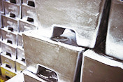 LME aluminum ingot price 19-02-2019